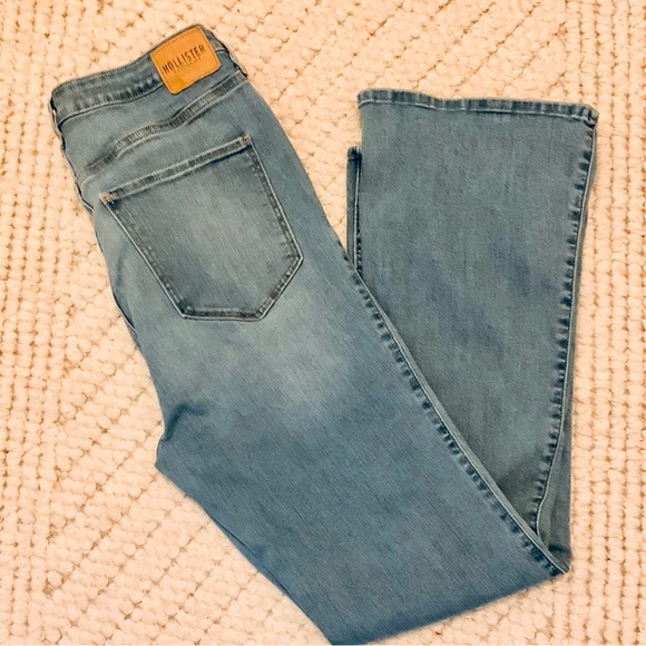 HOLLISTER JEANS HIPPY FLARE LEG Size 31/ 32 - Picture 2 of 8